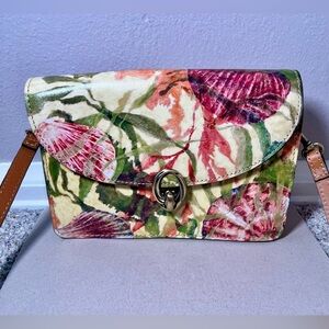 Patricia Nash Bella Crossbody Seashells by the Seashore